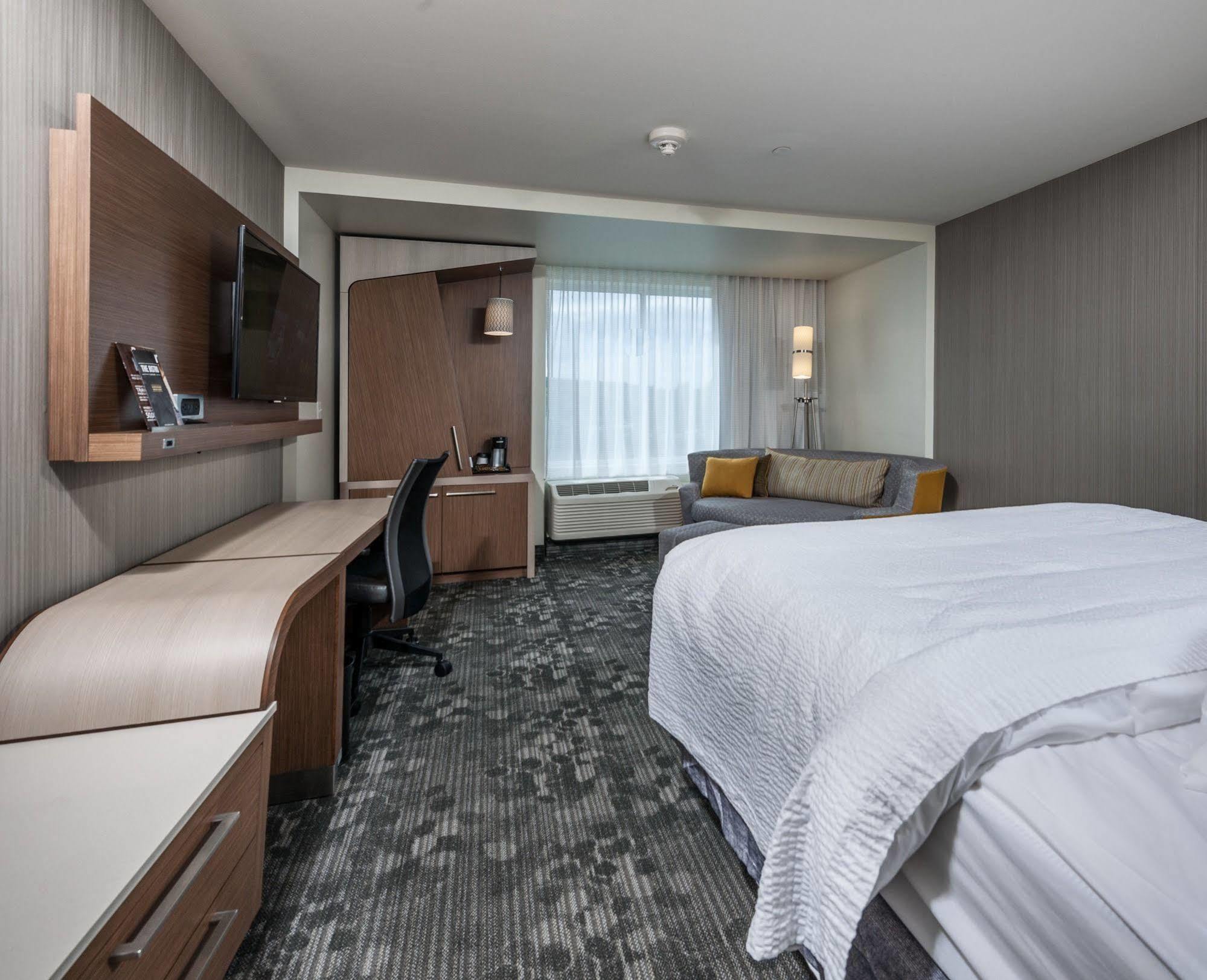 מלון Courtyard By Marriott Boston Littleton מראה חיצוני תמונה